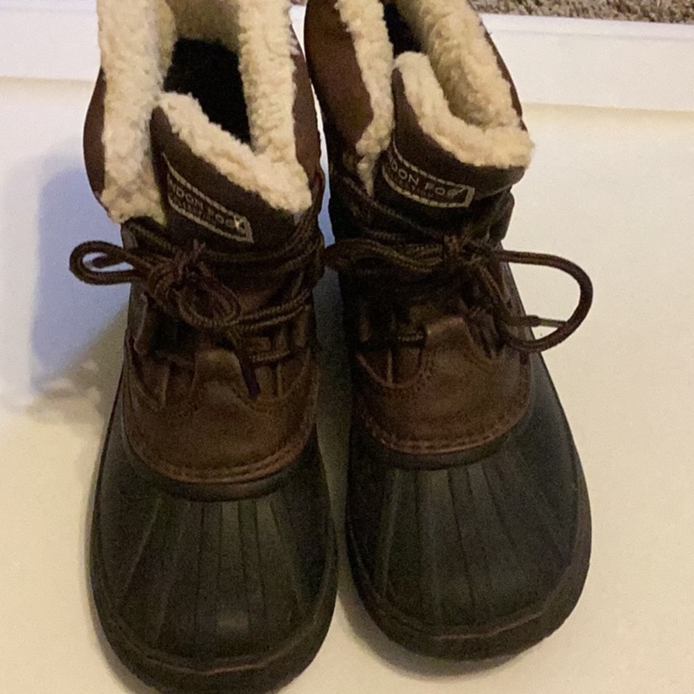 Girls London Fog boots13